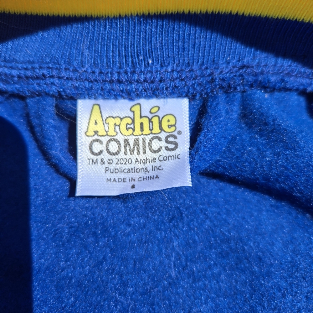 Archie Comics Jacket - Picture 9 of 9
